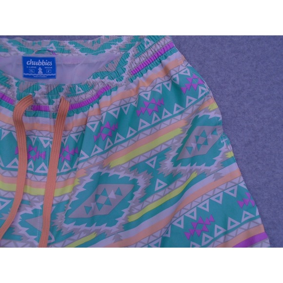 Chubbies The En‎ Fuego Swim Trunks Aztec Print Elastic Waist Shorts XL Preppy - Picture 2 of 5